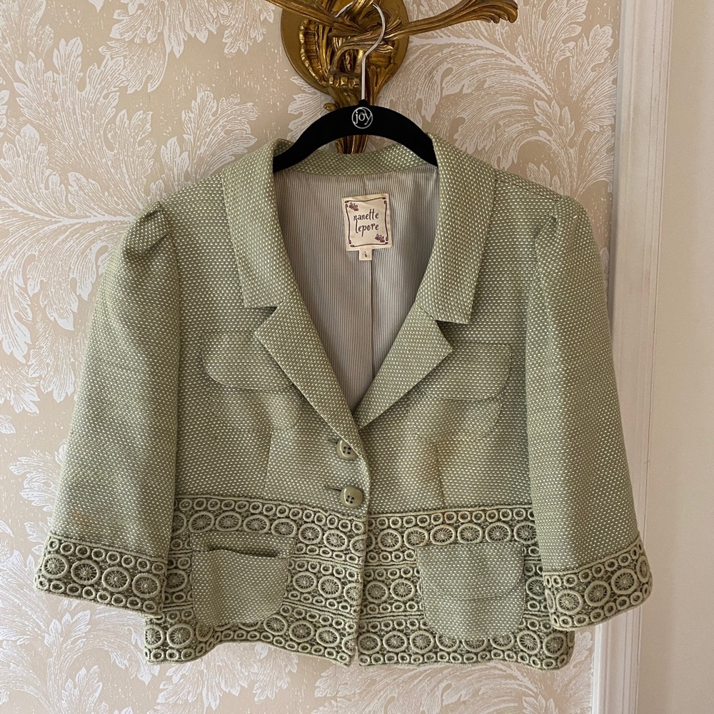 Nanette Lepore short blazer size 6